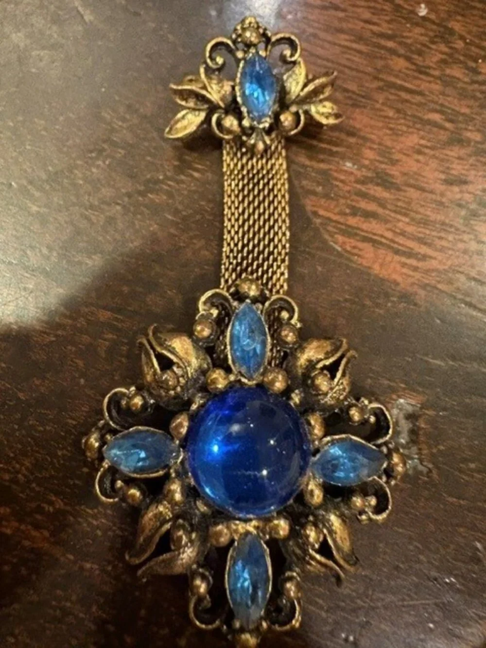 Victorian Revival mesh Fob brooch